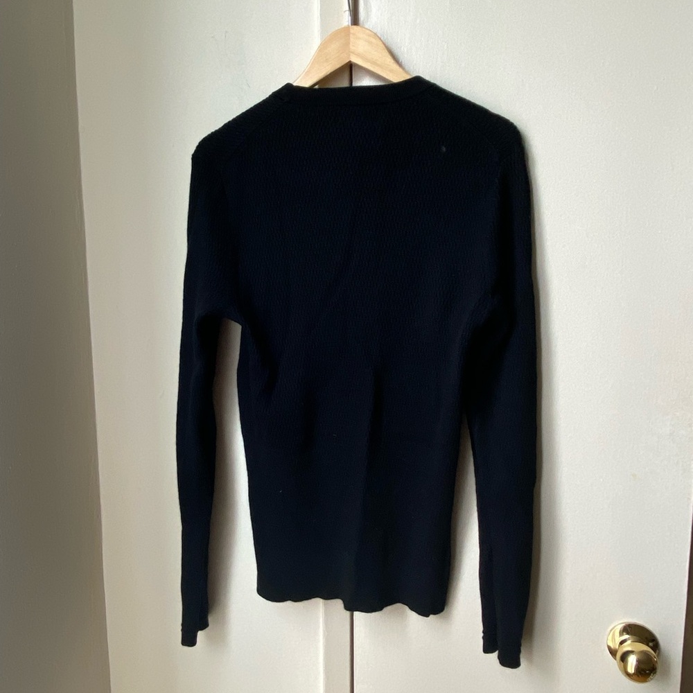 Banana Republic Men’s Merino Crew-Neck Sweater - Picture 5 of 6